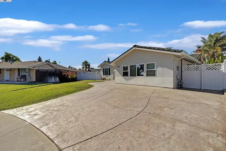 4955 Swindon Pl, Newark, California 94560