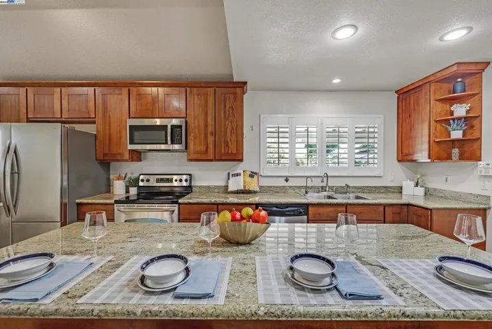 4955 Swindon Pl, Newark, California 94560