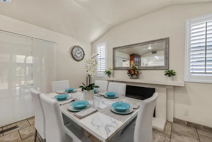 4955 Swindon Pl, Newark, California 94560