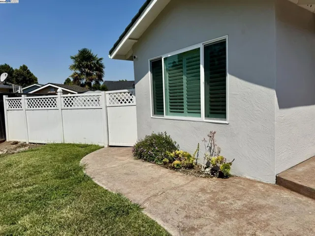 4955 Swindon Pl, Newark, California 94560
