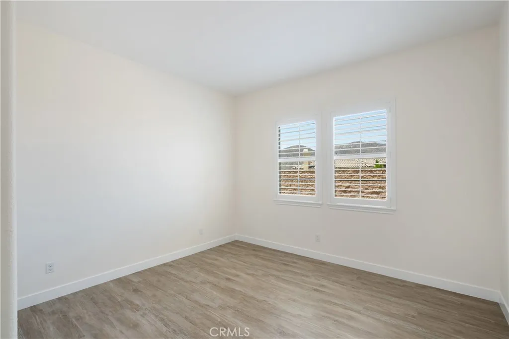 3086 Crystal Ridge Lane, Colton, California 92324 home-pic-36