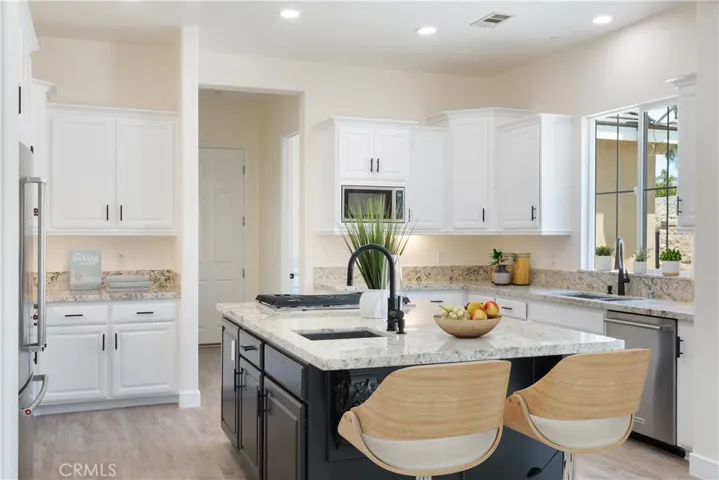 Main House - Kitchen - Virtually Staged