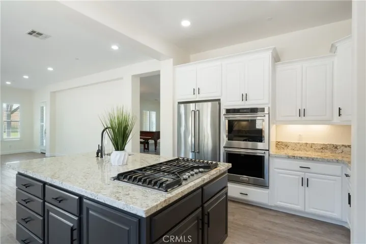 Main House - Kitchen