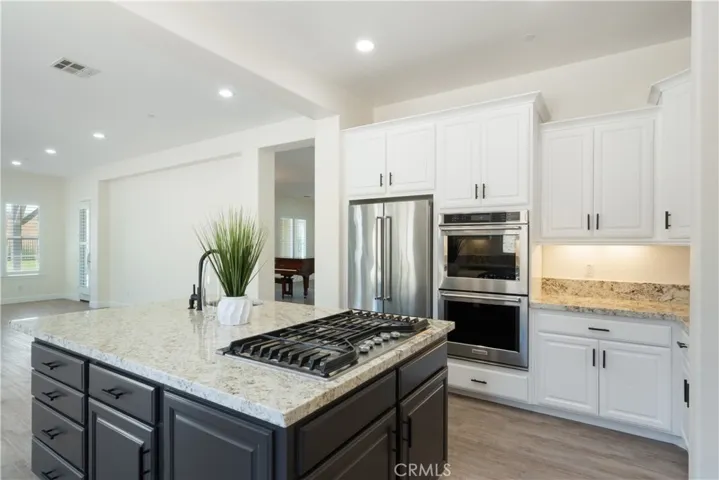 Main House - Kitchen