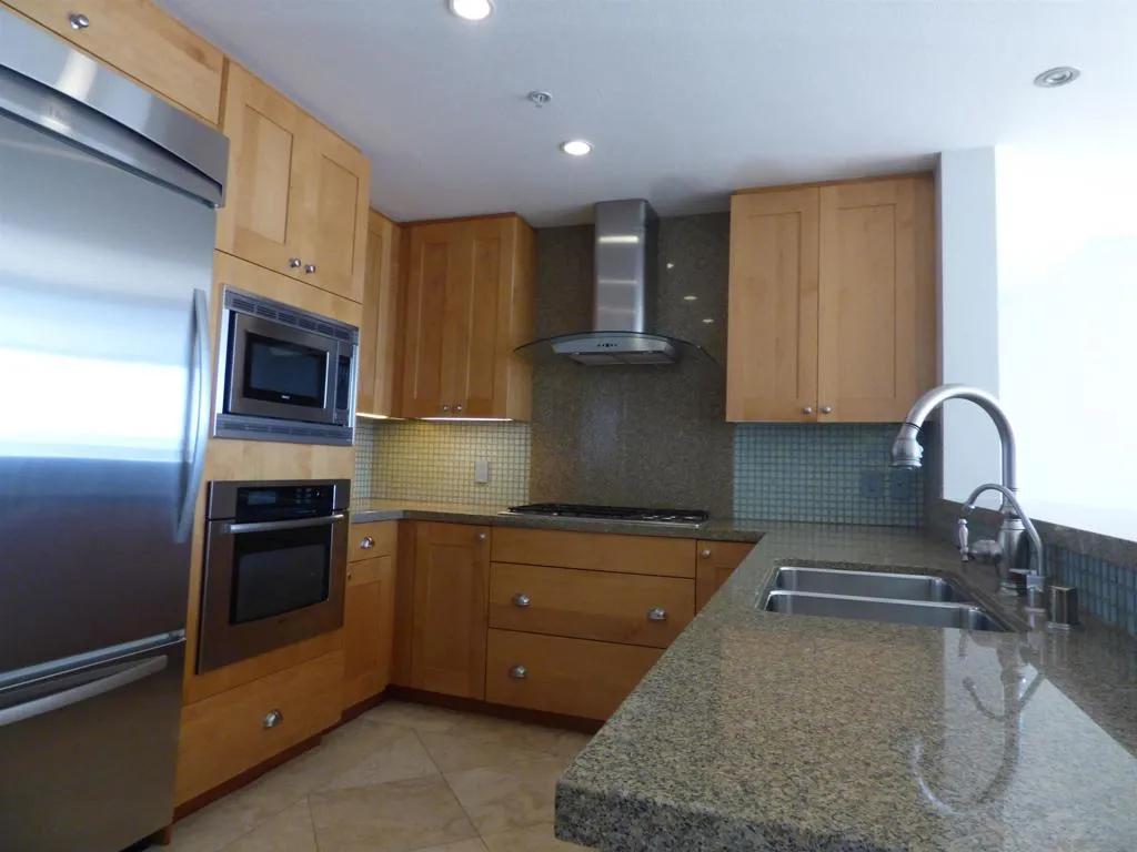 700 W E St 2201, San Diego, California 92101 home-pic-15