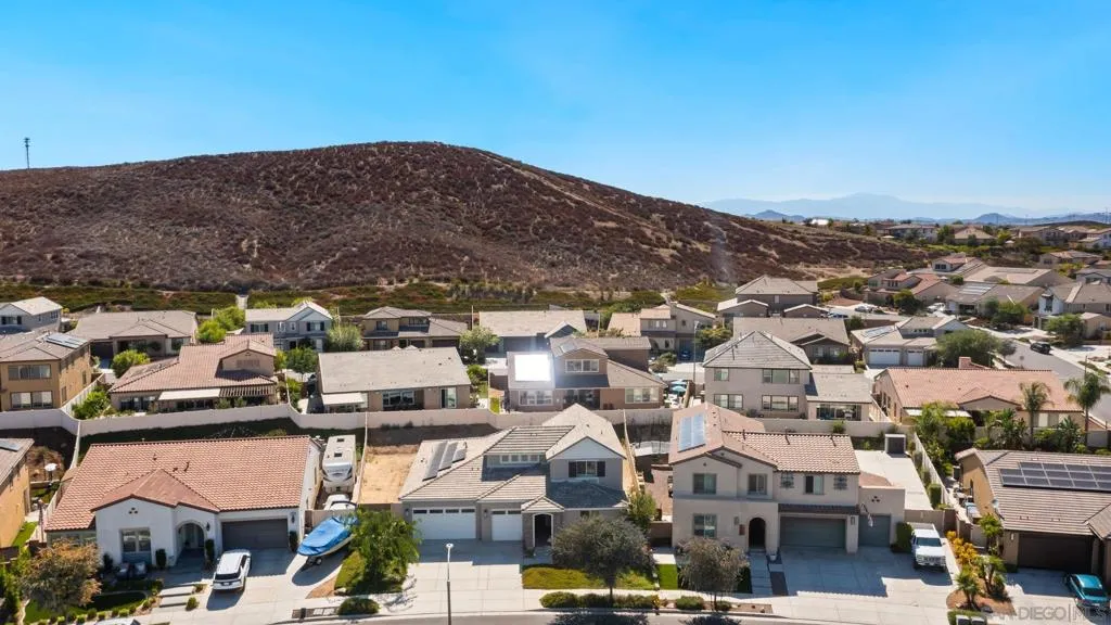 31129 Quarter Horse Way, Menifee, California 92584 home-pic-4