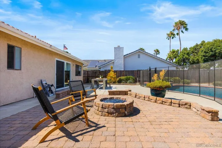 206 Avenida Las Brisas, Oceanside, California 92057