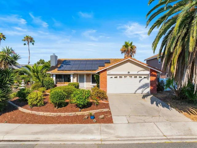 206 Avenida Las Brisas, Oceanside, California 92057