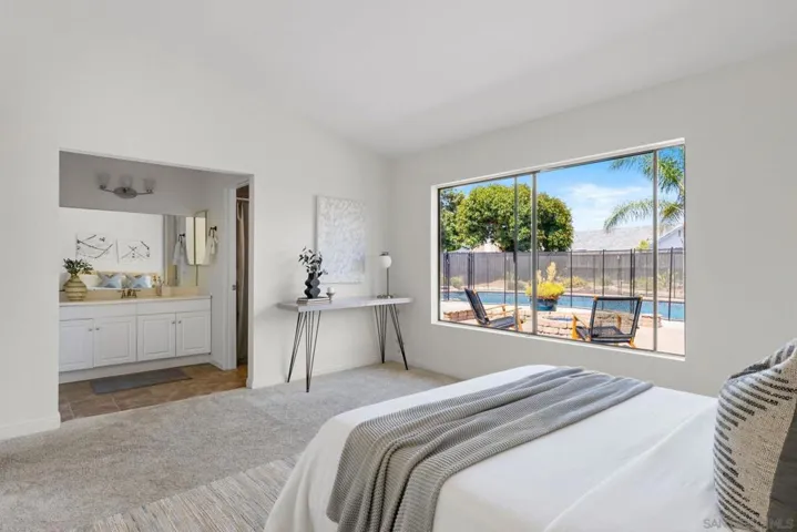 206 Avenida Las Brisas, Oceanside, California 92057
