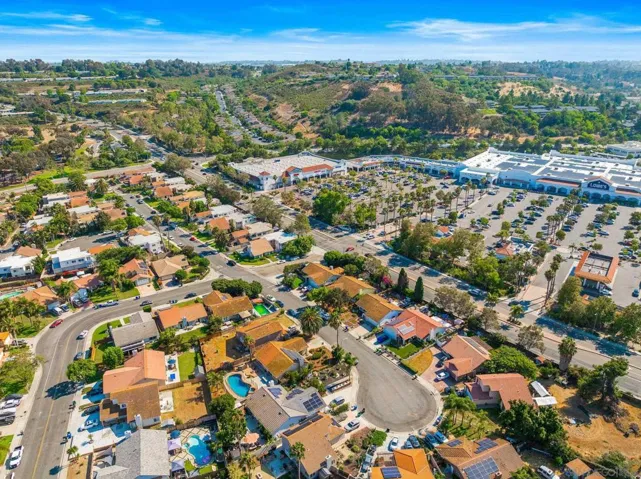 206 Avenida Las Brisas, Oceanside, California 92057
