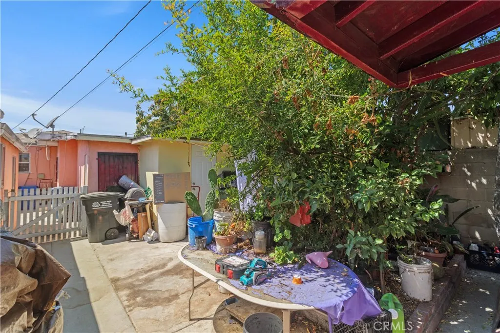 544 Keenan Avenue, Los Angeles, California 90022 home-pic-30