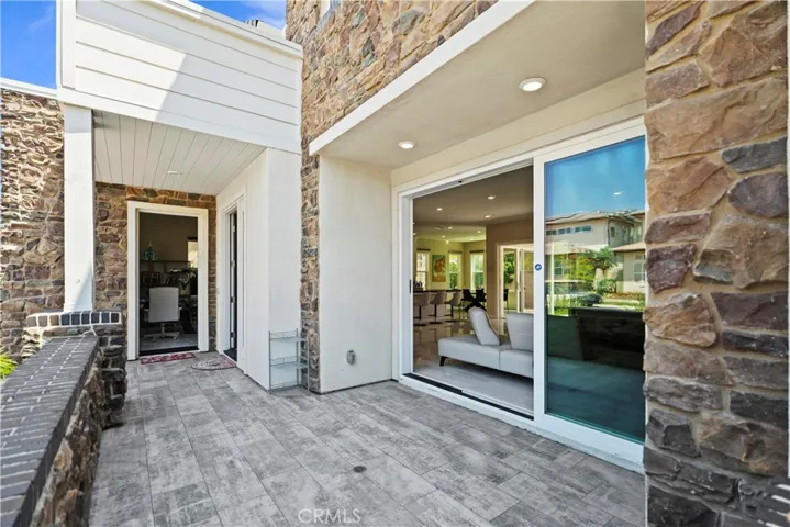 68 Chasma, Irvine, California 92618
