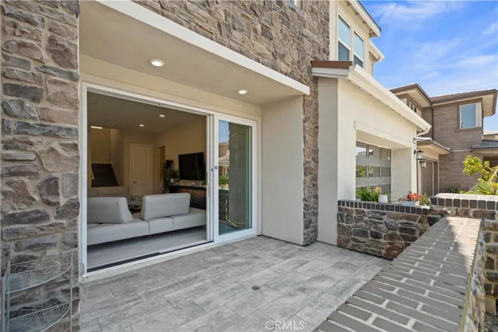 68 Chasma, Irvine, California 92618