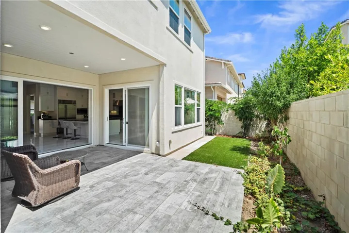 68 Chasma, Irvine, California 92618