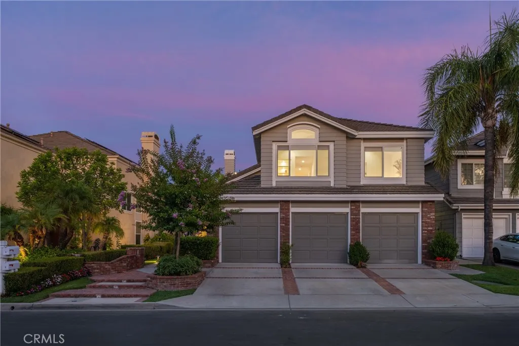 6 Rainier, Rancho Santa Margarita, California 92679, 4 Bedrooms Bedrooms, ,3 BathroomsBathrooms,Residential,For Sale,Rainier,OC25180358