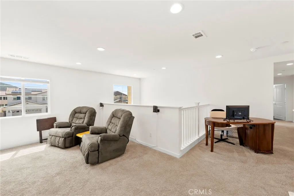 29550 Woodcreek Trail, Winchester, California 92596 home-pic-22