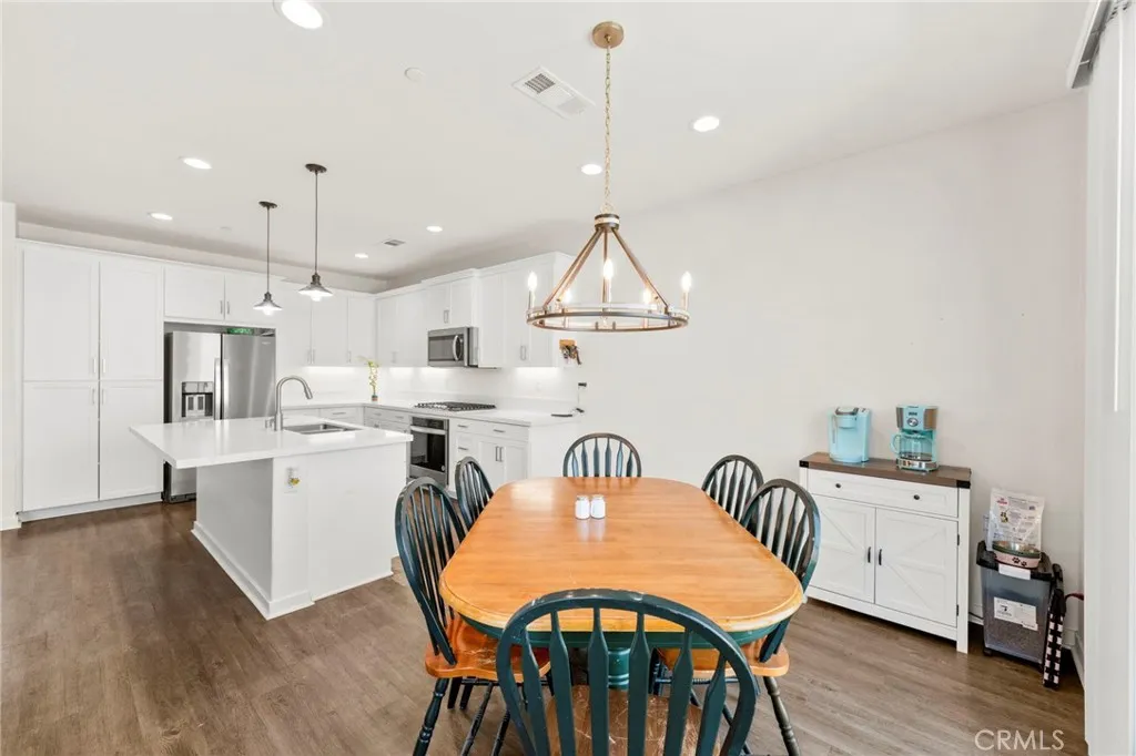 29550 Woodcreek Trail, Winchester, California 92596 home-pic-19