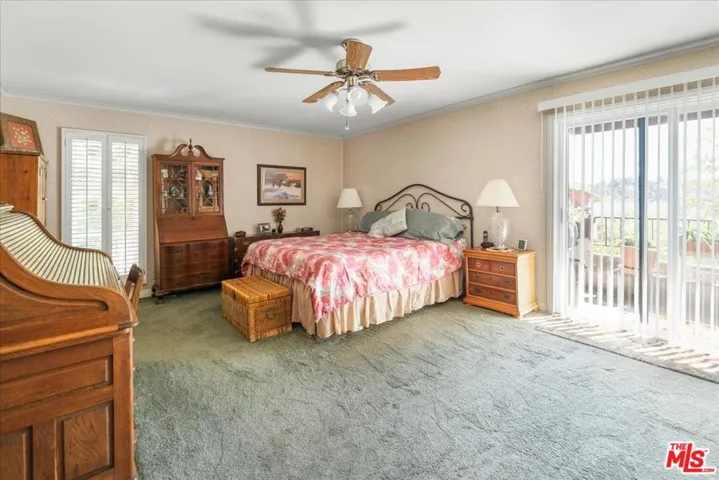 9697 Moorgate Road, Beverly Hills, California 90210