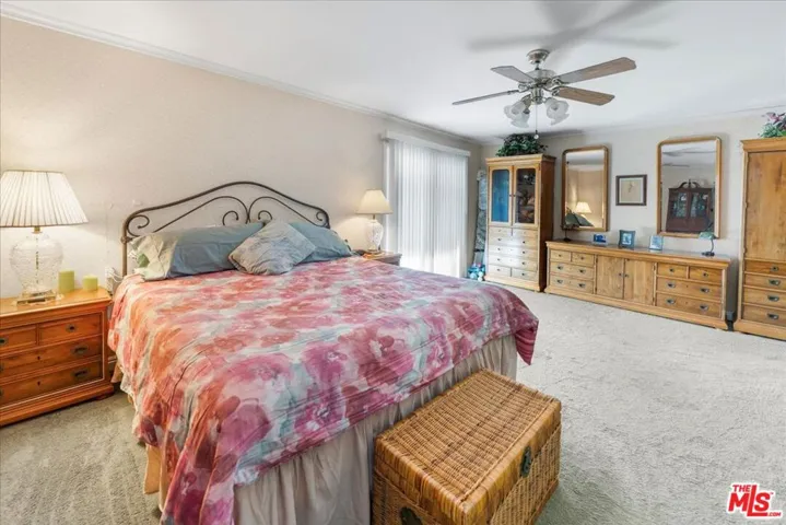 9697 Moorgate Road, Beverly Hills, California 90210