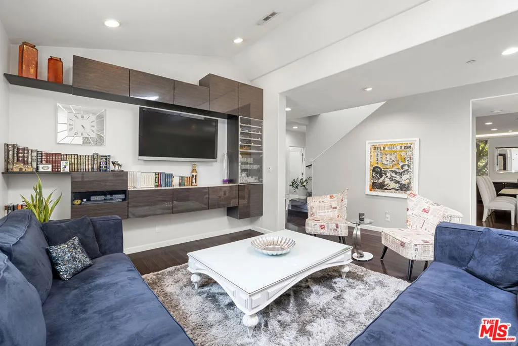 9313 Bolton Road, Los Angeles, California 90034 home-pic-2