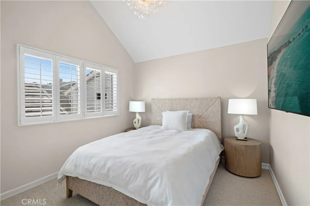 412 Poinsettia Avenue, Corona Del Mar, California 92625 home-pic-24