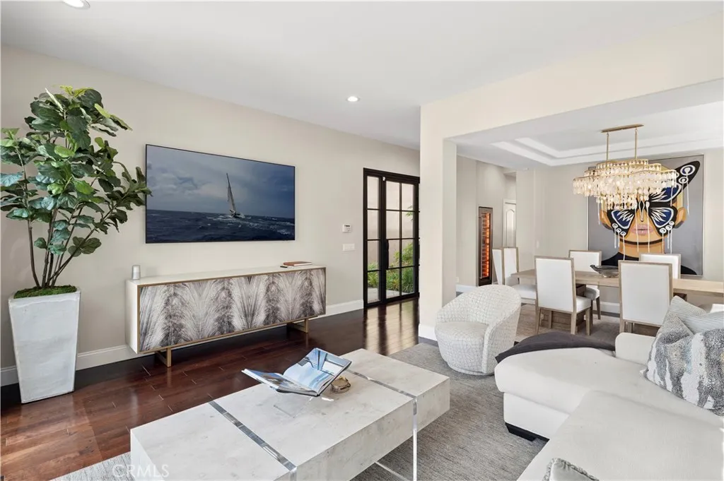 412 Poinsettia Avenue, Corona Del Mar, California 92625 home-pic-4