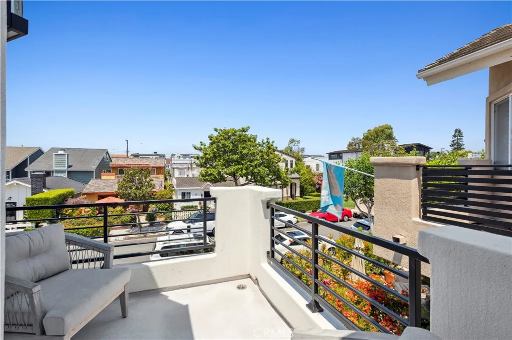 412 Poinsettia Avenue, Corona Del Mar, California 92625 home-pic-20