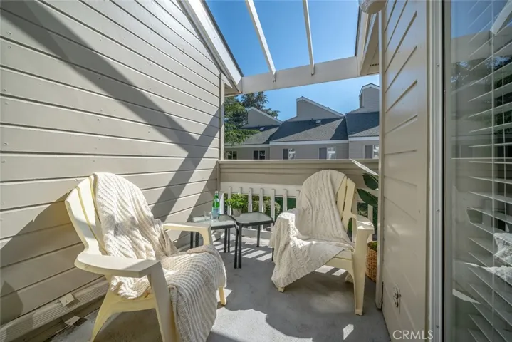 deck off the livingroom