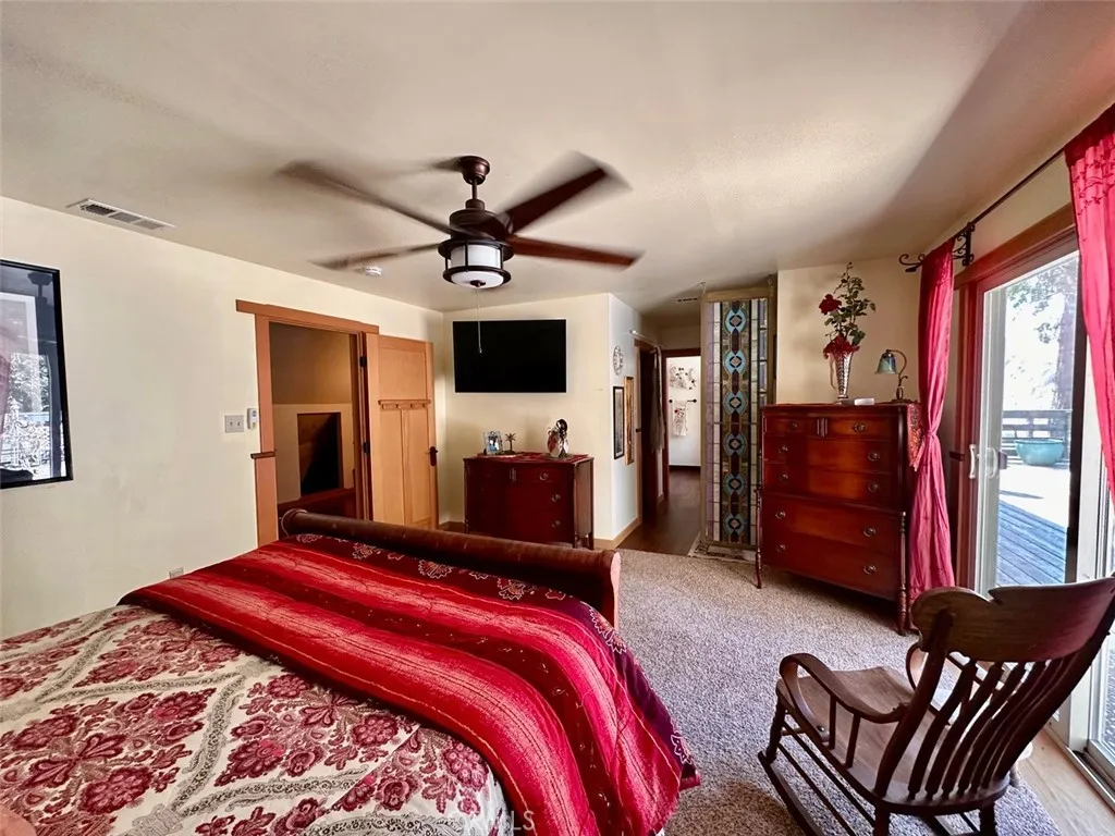 39722 Valley Of The Falls Drive, Forest Falls, California 92339 home-pic-21