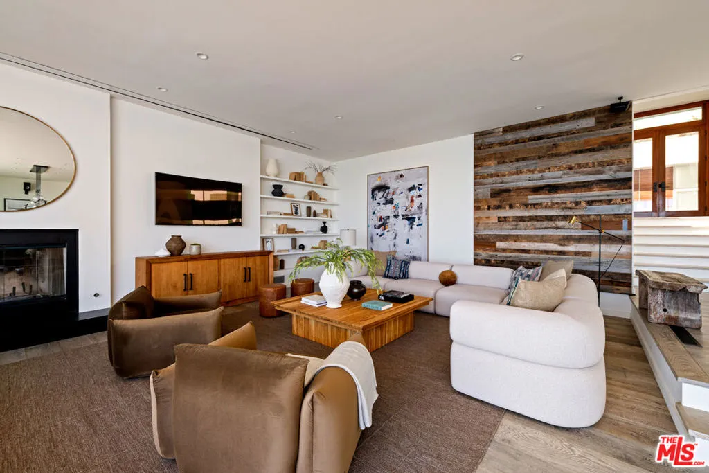 26814 Malibu Cove Colony Drive, Malibu, California 90265 home-pic-3