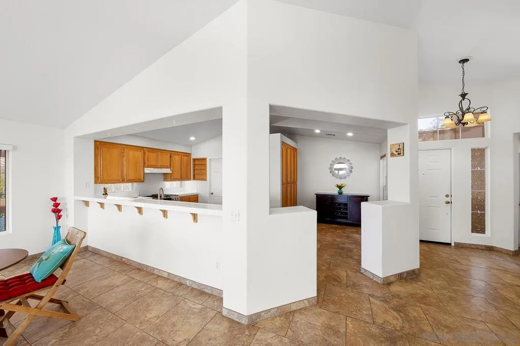 2617 Lobelia Rd, Alpine, California 91901 home-pic-14