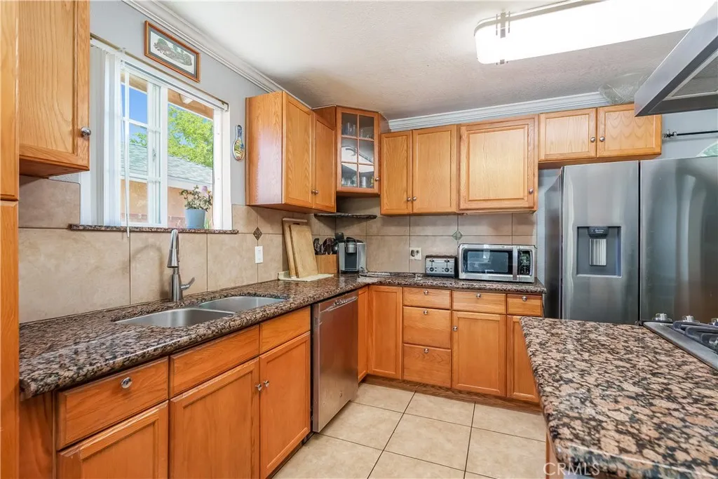 38632 Lemsford Avenue, Palmdale, California 93550 home-pic-10