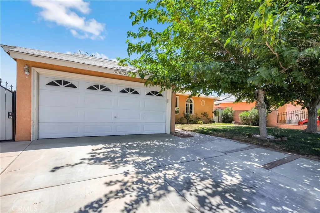 38632 Lemsford Avenue, Palmdale, California 93550 home-pic-36