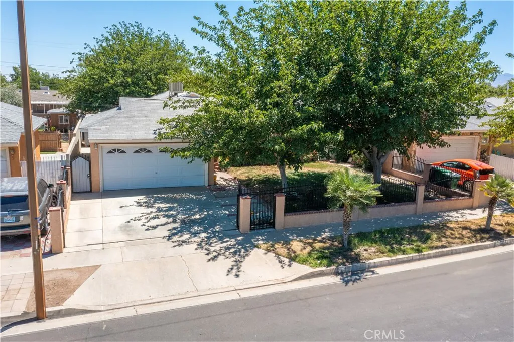 38632 Lemsford Avenue, Palmdale, California 93550 home-pic-43