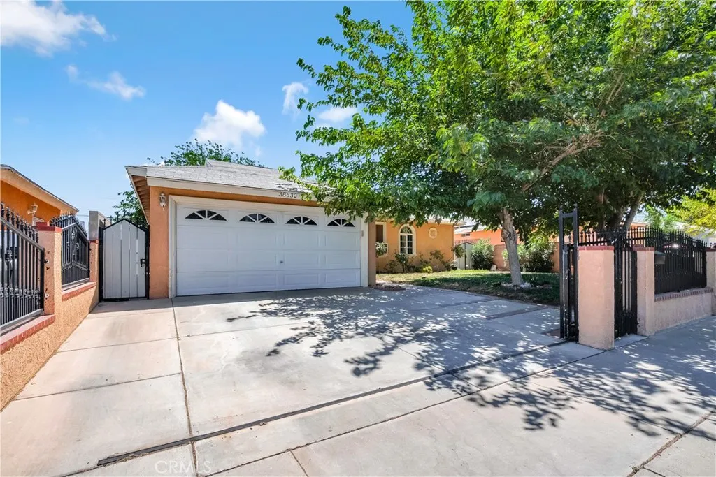 38632 Lemsford Avenue, Palmdale, California 93550 home-pic-35