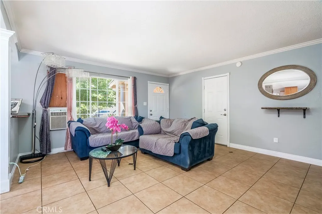 38632 Lemsford Avenue, Palmdale, California 93550 home-pic-1