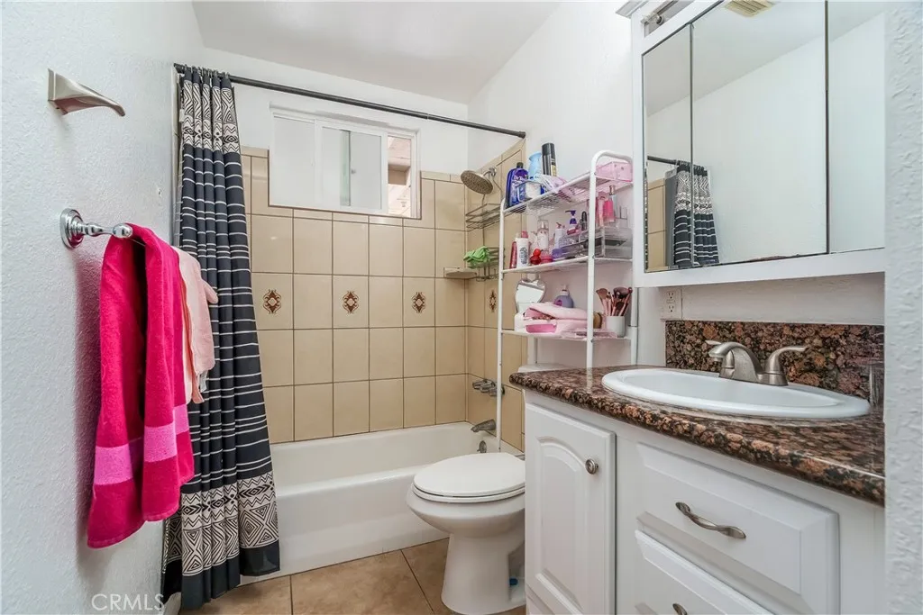 38632 Lemsford Avenue, Palmdale, California 93550 home-pic-17