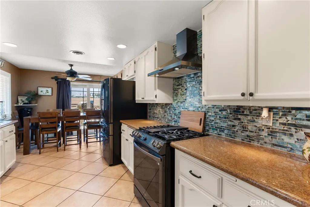 2196 Stocker Street, Pomona, California 91767 home-pic-16