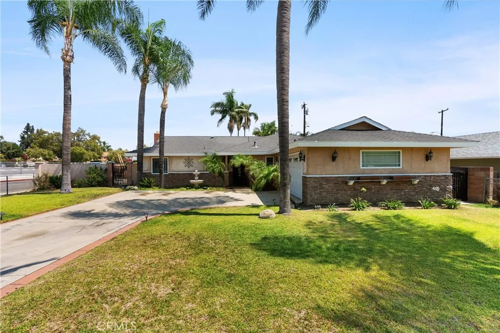 2196 Stocker Street, Pomona, California 91767 home-pic-2