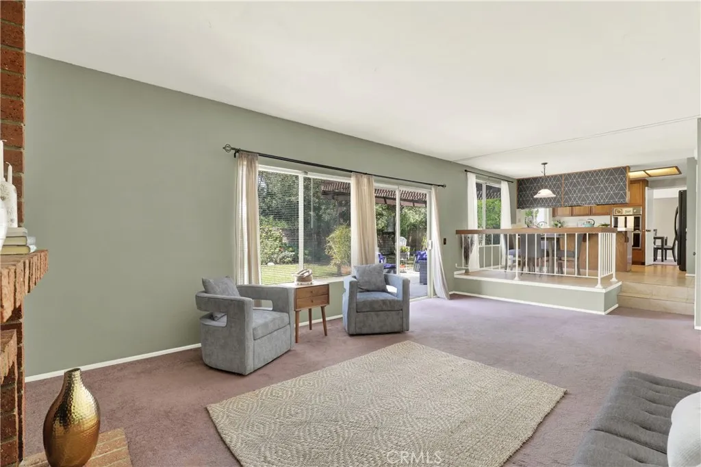 18417 Mount Kristina Street, Huntington Beach, California 92708 home-pic-14