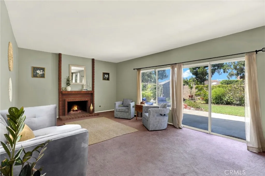 18417 Mount Kristina Street, Huntington Beach, California 92708 home-pic-13