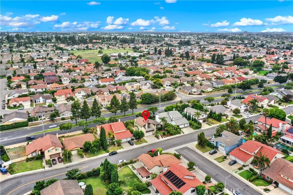 18417 Mount Kristina Street, Huntington Beach, California 92708 home-pic-38