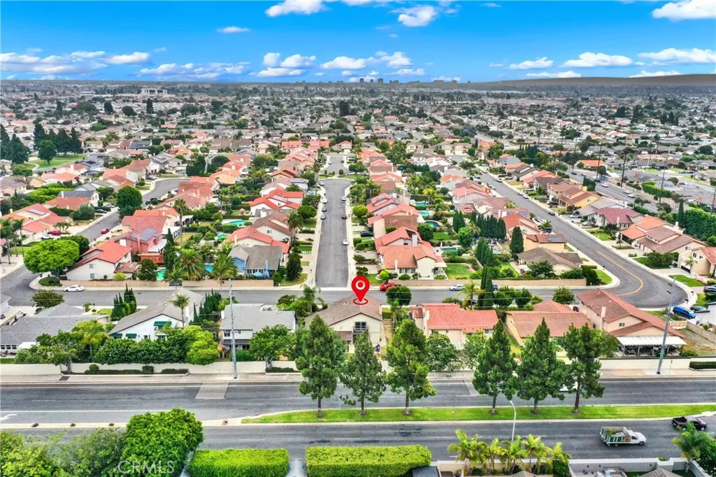 18417 Mount Kristina Street, Huntington Beach, California 92708 home-pic-40