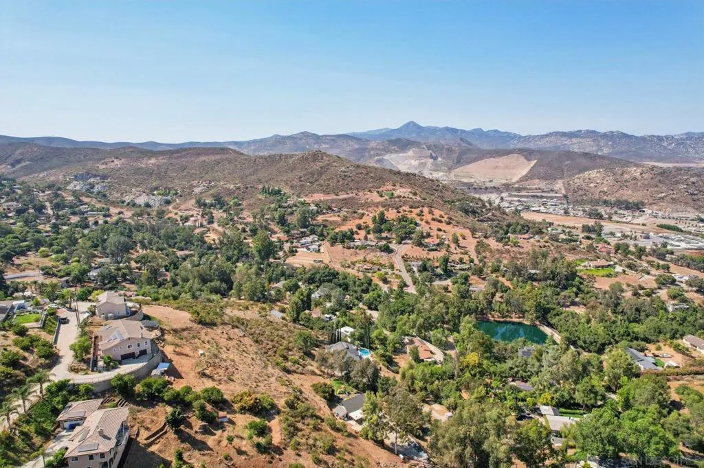 11810 Hi Ridge Rd, Lakeside, California 92040 home-pic-66
