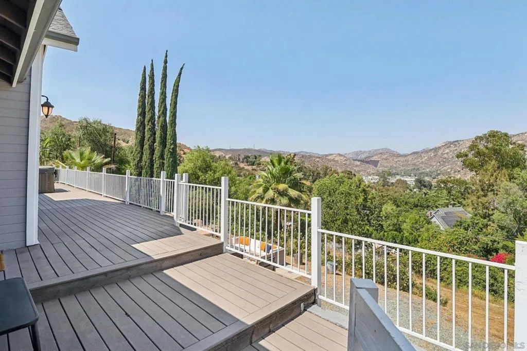 11810 Hi Ridge Rd, Lakeside, California 92040 home-pic-4