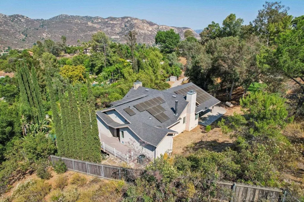 11810 Hi Ridge Rd, Lakeside, California 92040 home-pic-59