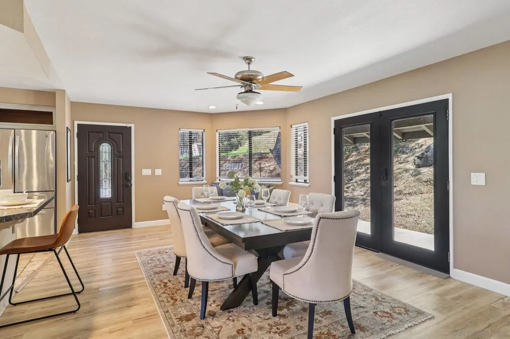 11810 Hi Ridge Rd, Lakeside, California 92040 home-pic-2