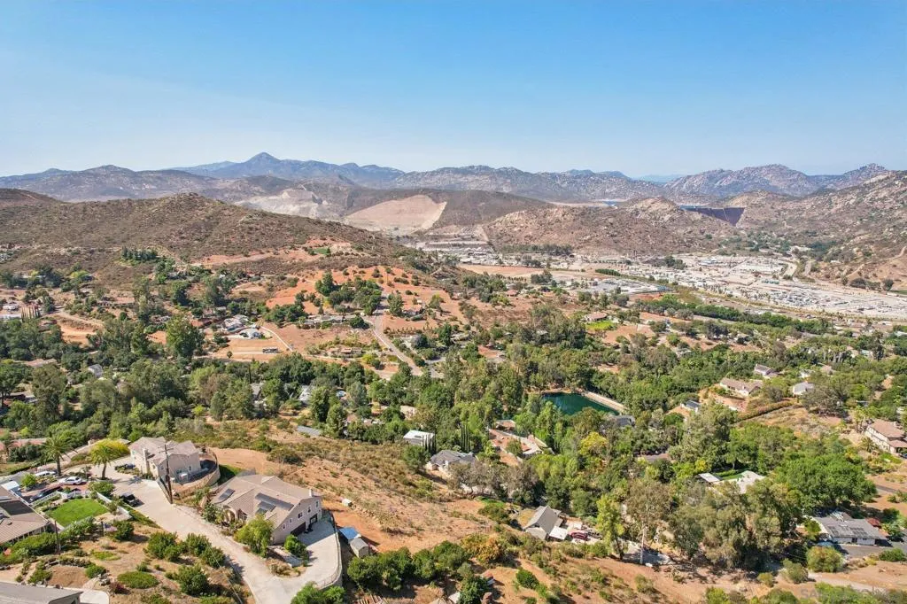 11810 Hi Ridge Rd, Lakeside, California 92040 home-pic-67