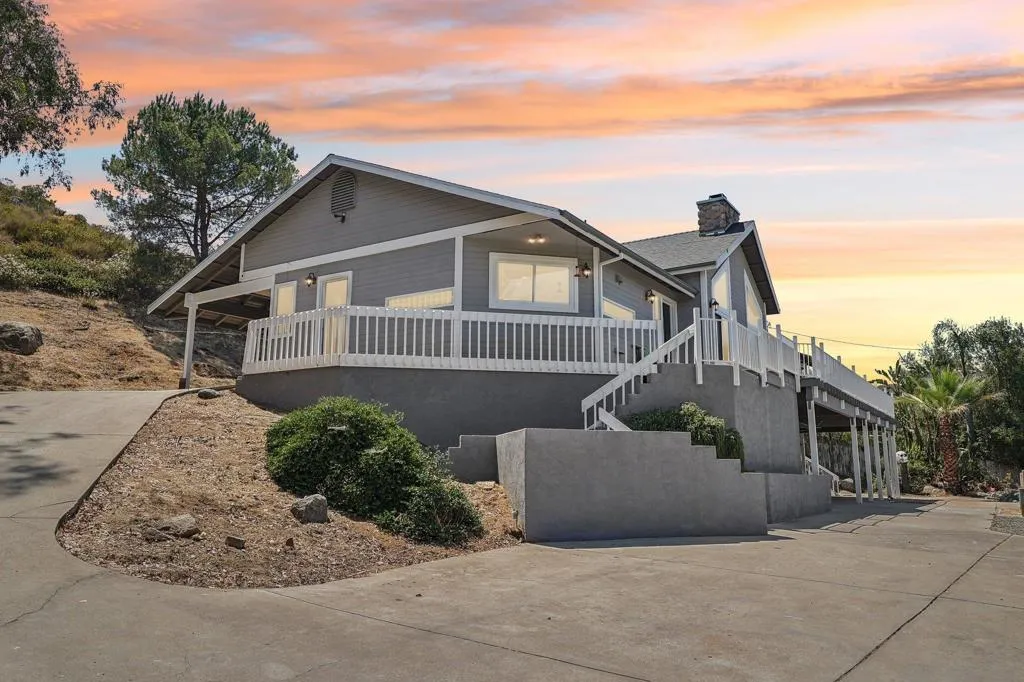 11810 Hi Ridge Rd, Lakeside, California 92040 home-pic-7