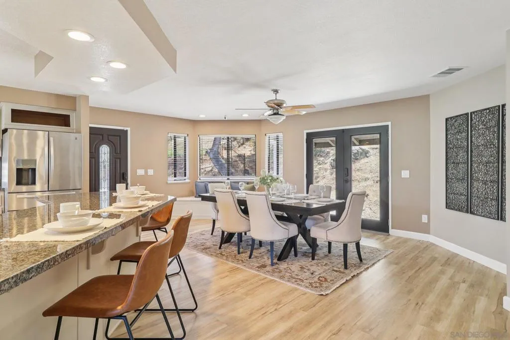 11810 Hi Ridge Rd, Lakeside, California 92040 home-pic-15